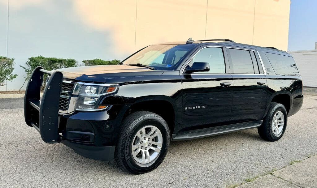 2016 CHEVROLET Suburban