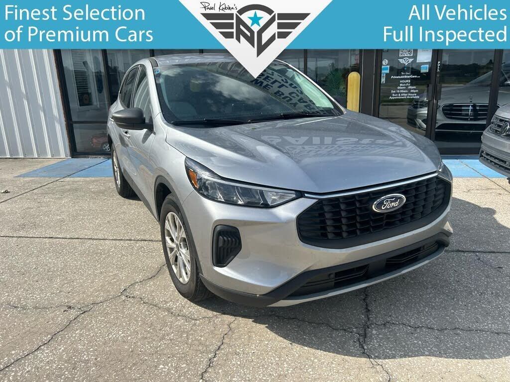 2024 FORD Escape