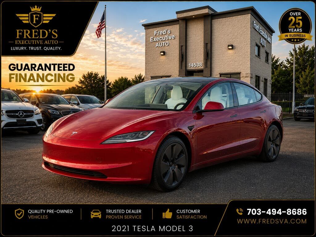 2025 TESLA Model 3
