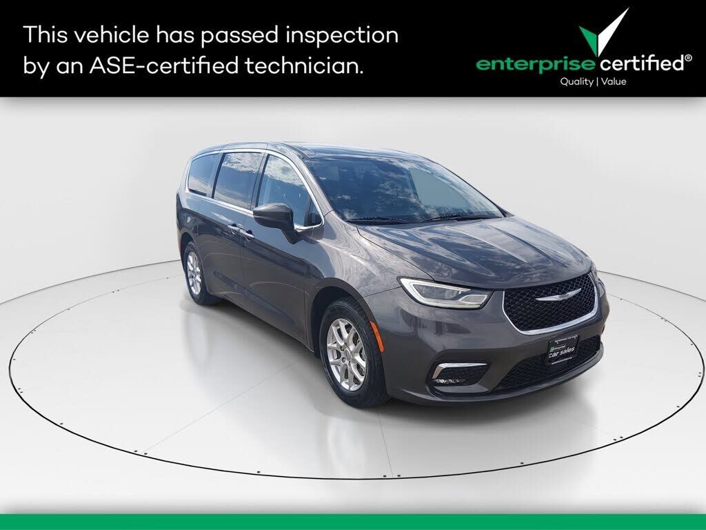 2023 CHRYSLER Pacifica