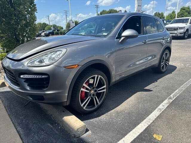 2011 PORSCHE Cayenne