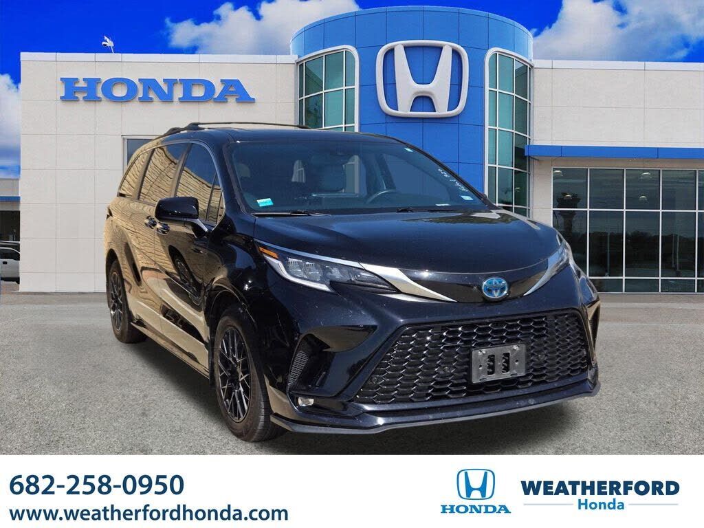 2022 TOYOTA Sienna