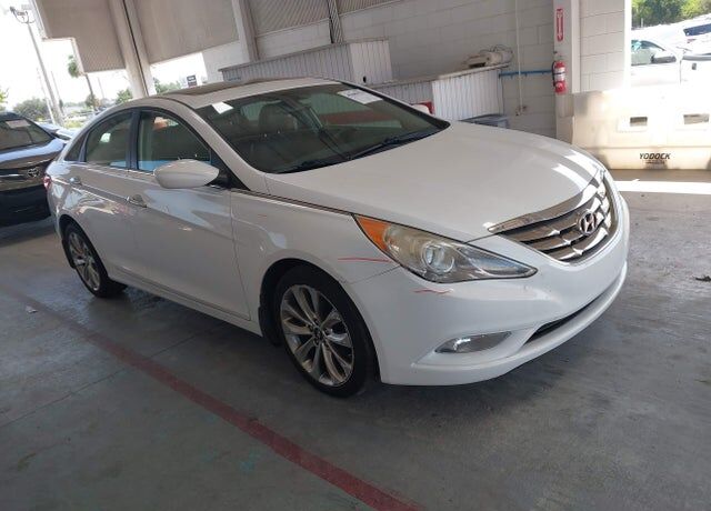 2013 HYUNDAI Sonata