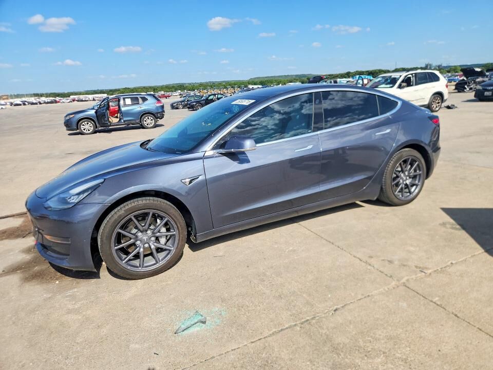 2020 TESLA Model 3