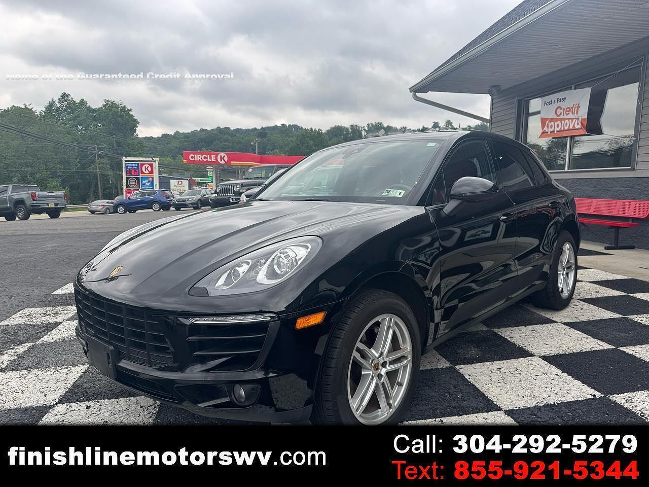 2018 PORSCHE Macan