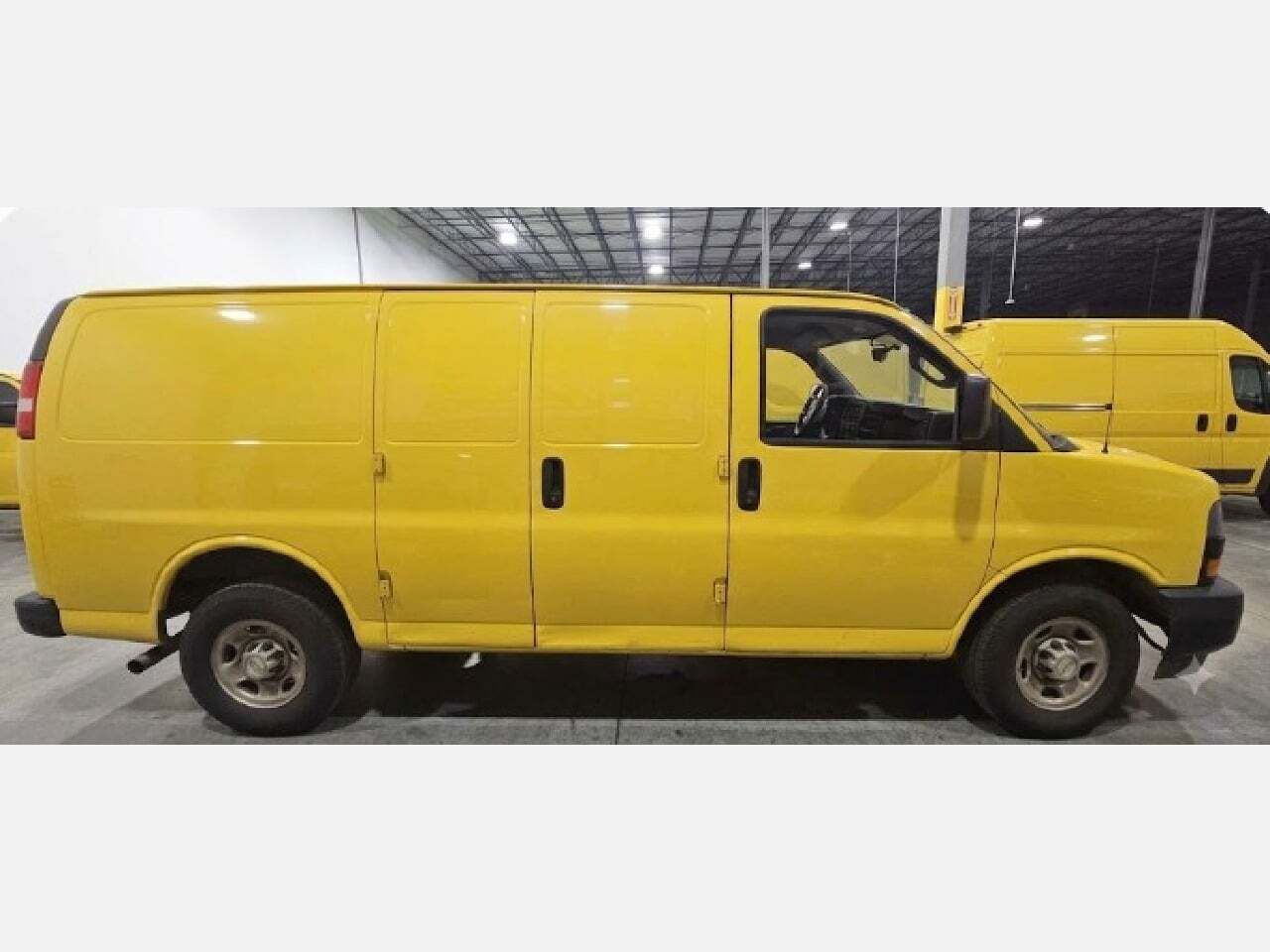 2021 CHEVROLET Express