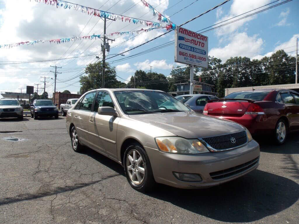 2001 TOYOTA Avalon