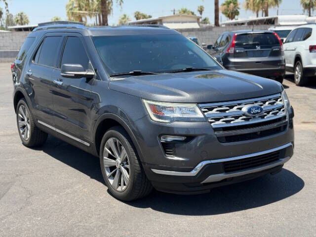 2018 FORD Explorer