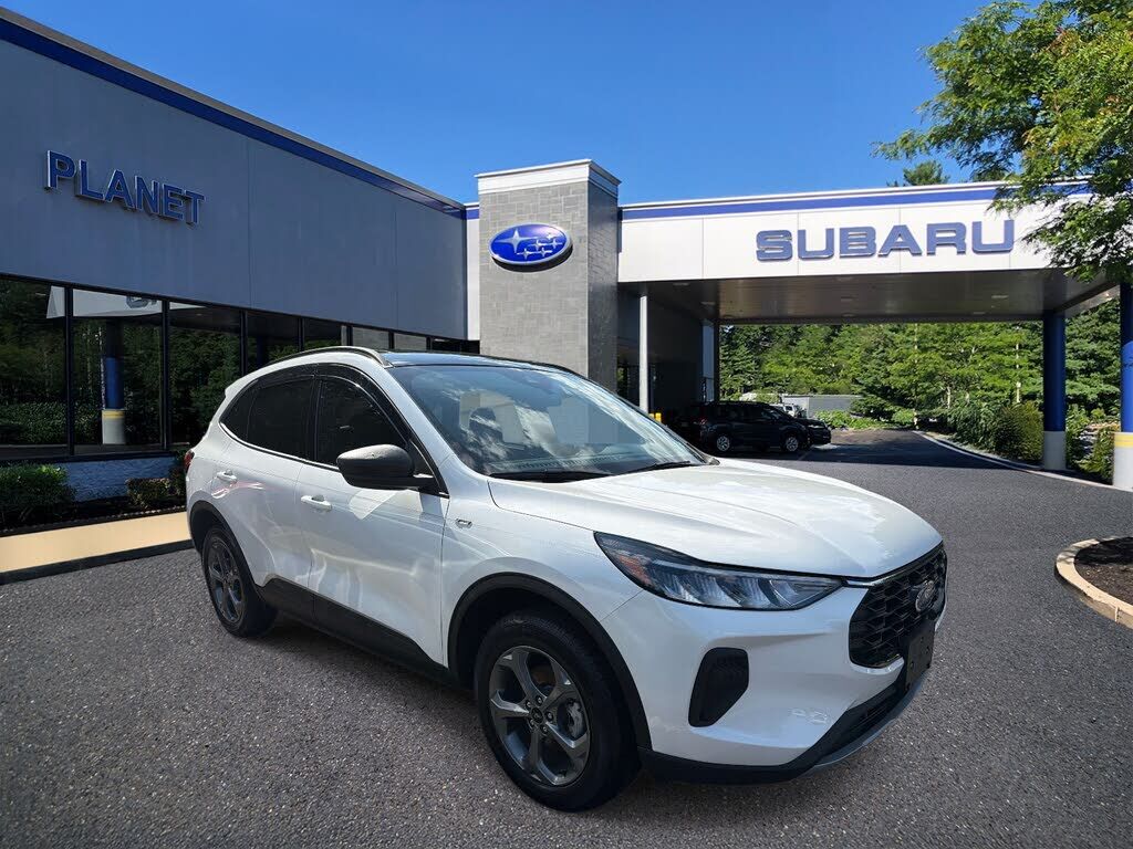 2025 FORD Escape