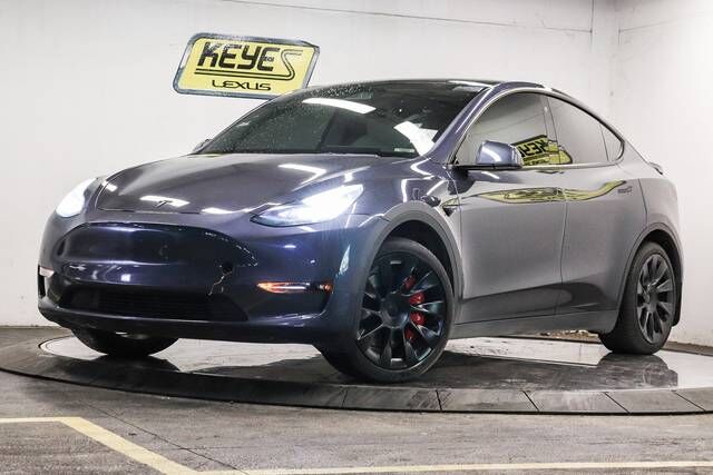 2021 TESLA Model Y