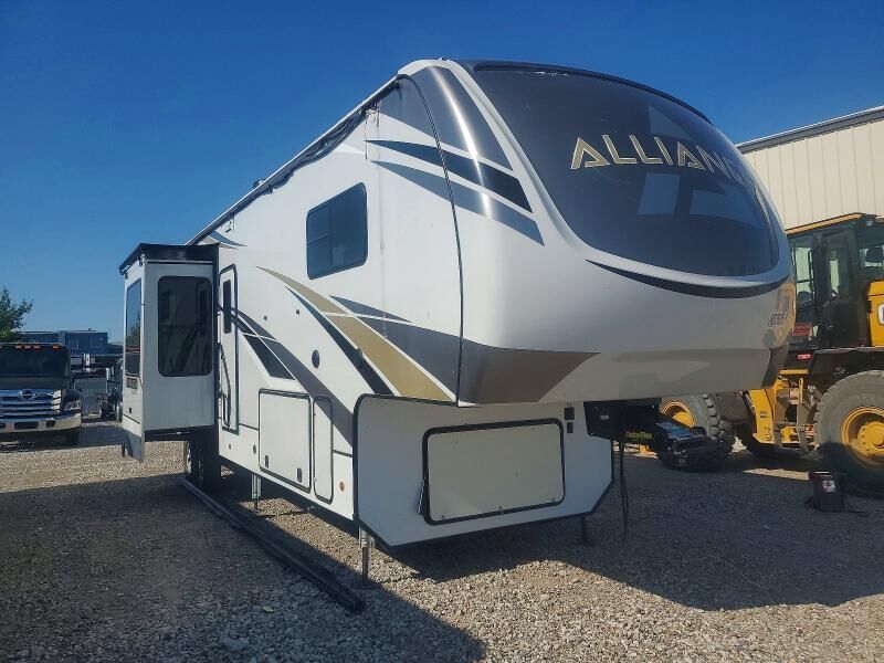 2021 ALLIANCE RV Paradigm