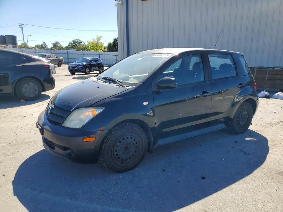 2005 TOYOTA SCION