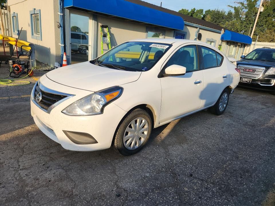 2018 NISSAN Versa