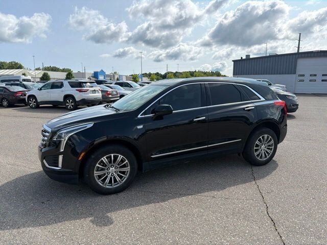 2017 CADILLAC XT5
