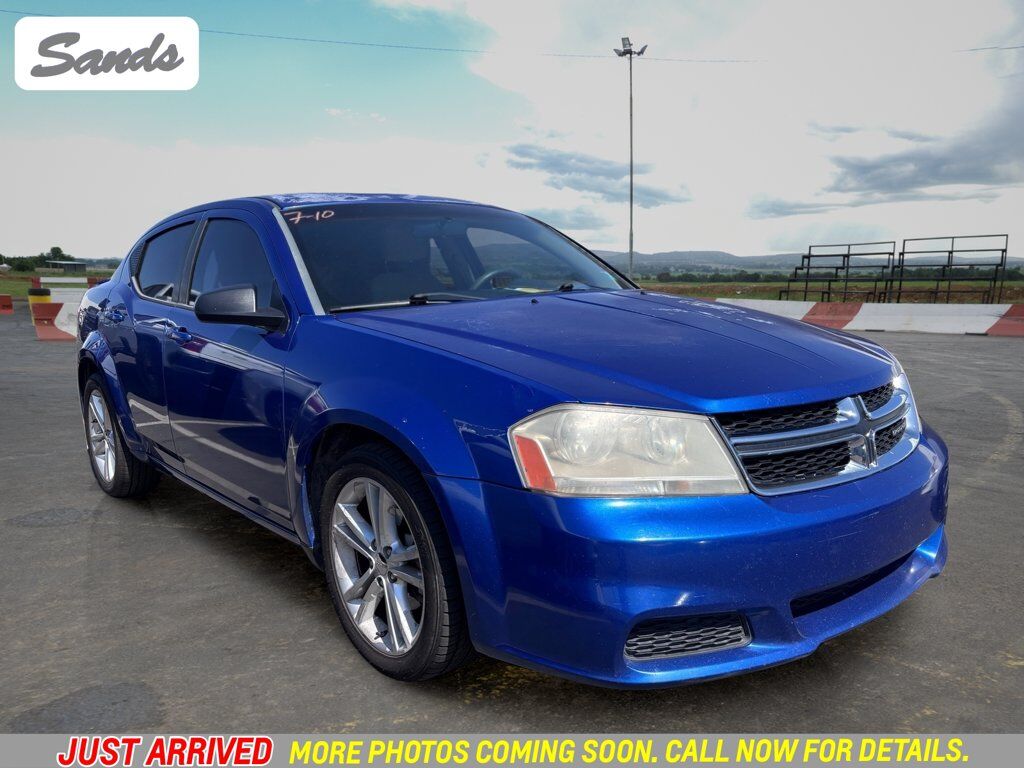 2012 DODGE Avenger