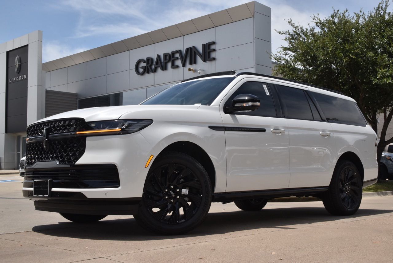 2026 LINCOLN Navigator L
