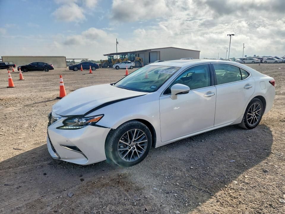2017 LEXUS ES