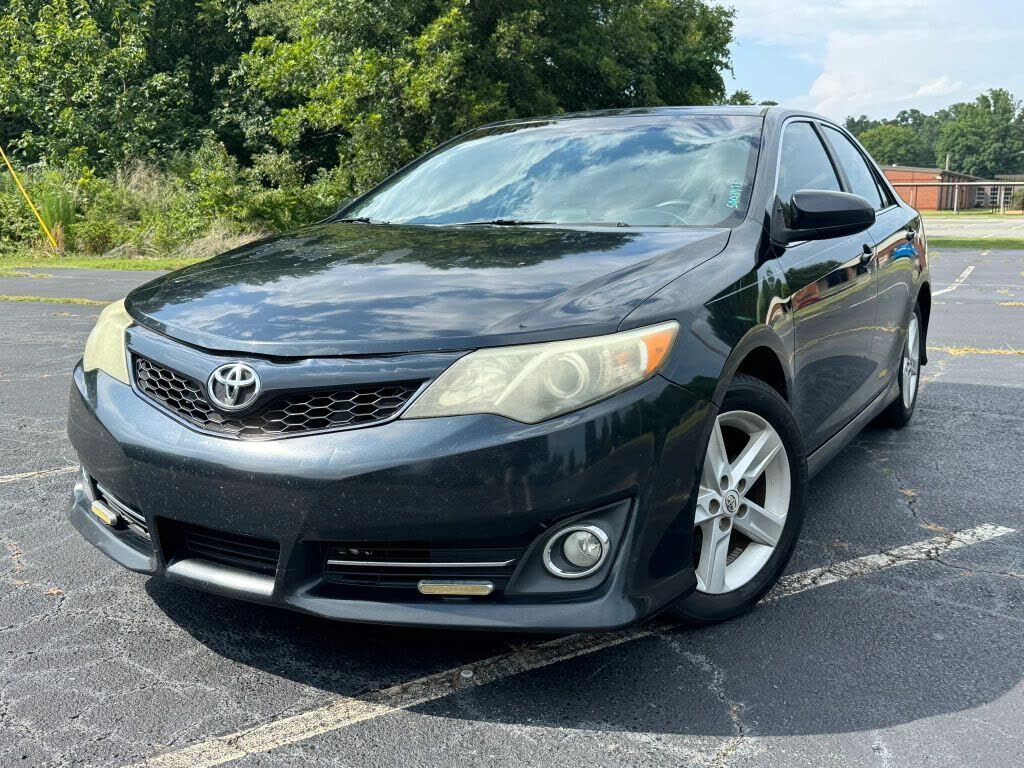 2013 TOYOTA Camry