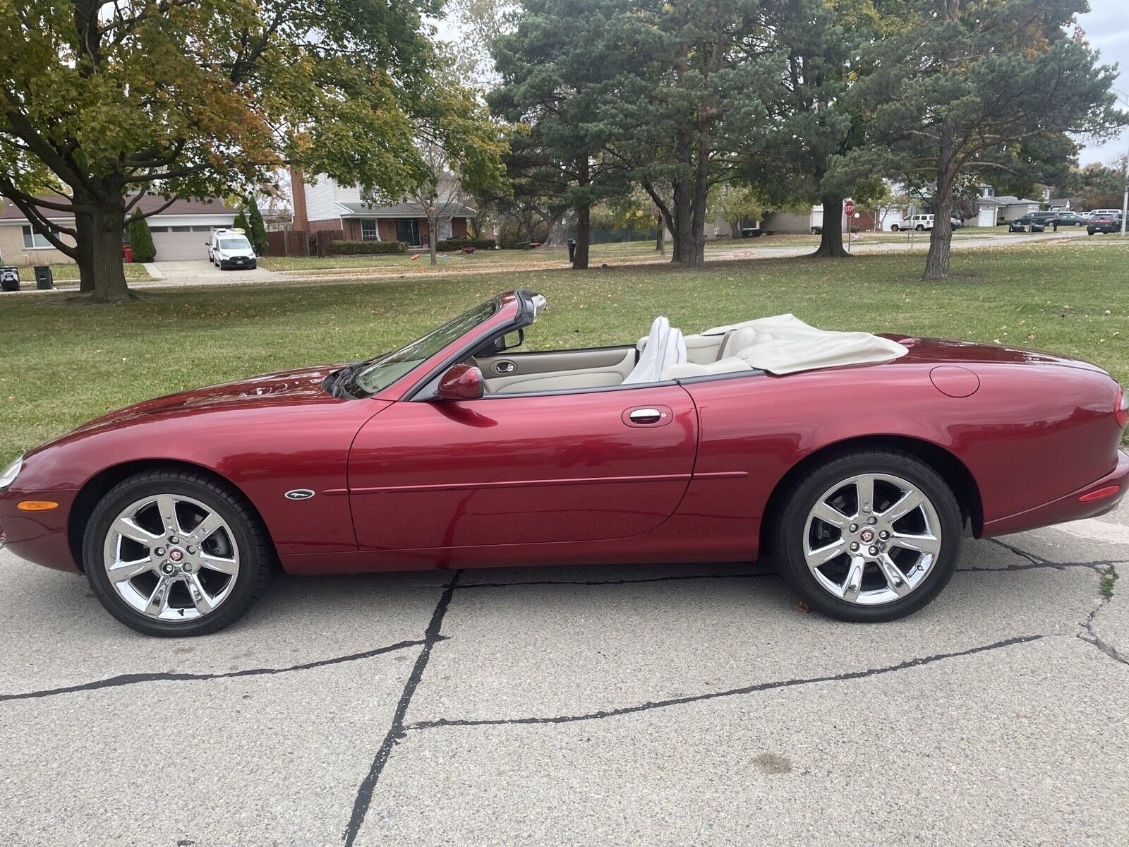 Jaguar XK8