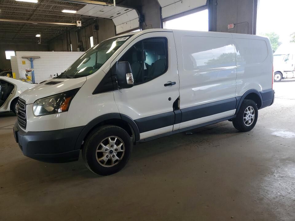 2015 FORD Transit