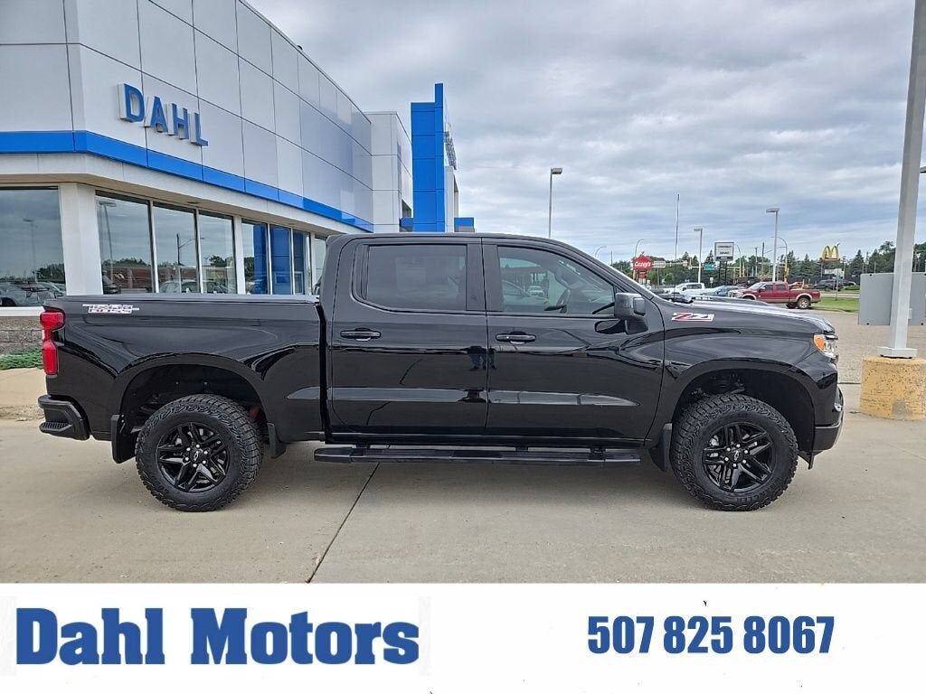 2024 CHEVROLET Silverado