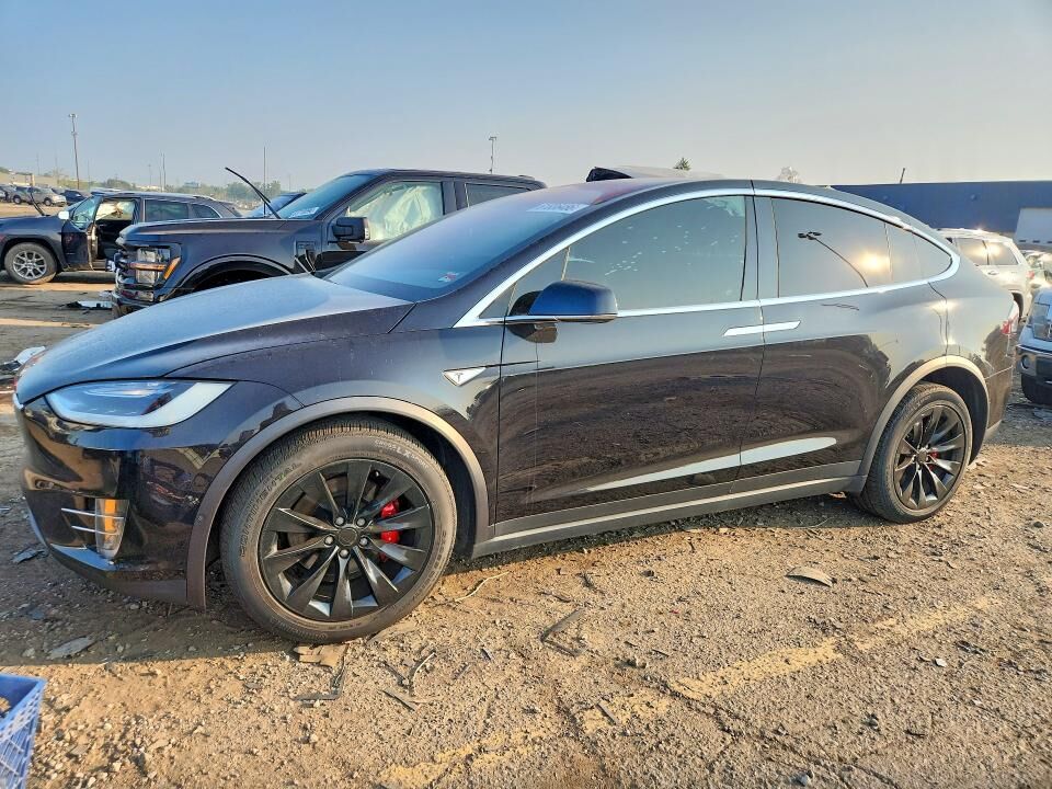 2016 TESLA Model X