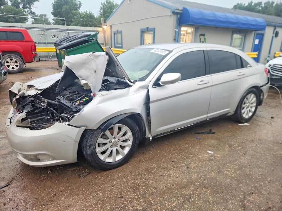 2012 CHRYSLER 200