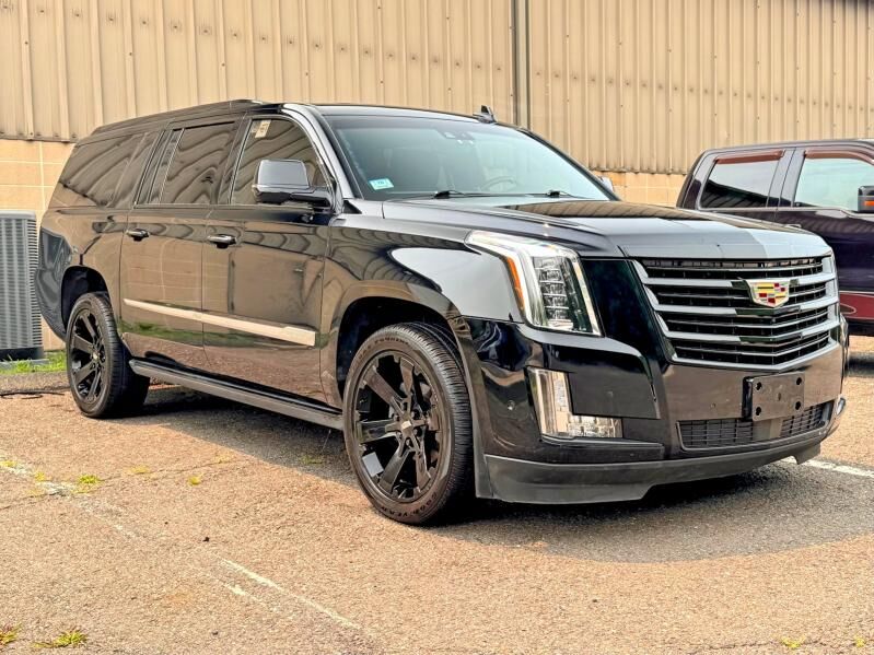 2018 CADILLAC Escalade ESV