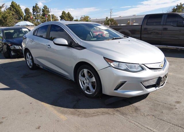 2017 CHEVROLET Volt