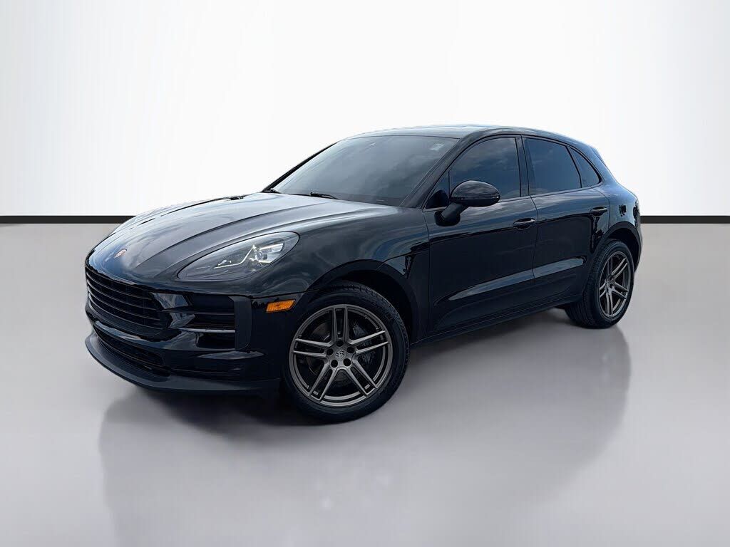 2019 PORSCHE Macan