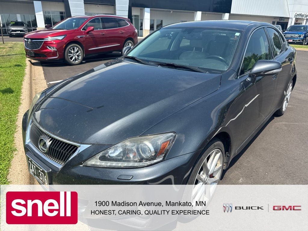 2011 LEXUS IS