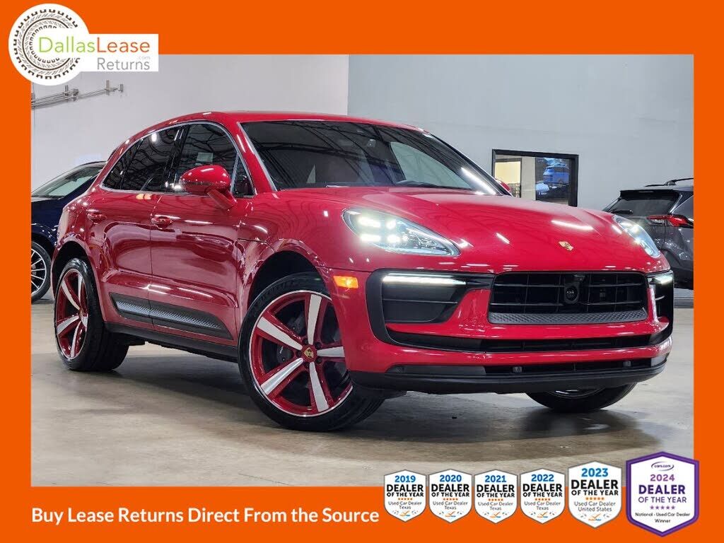 2023 PORSCHE Macan