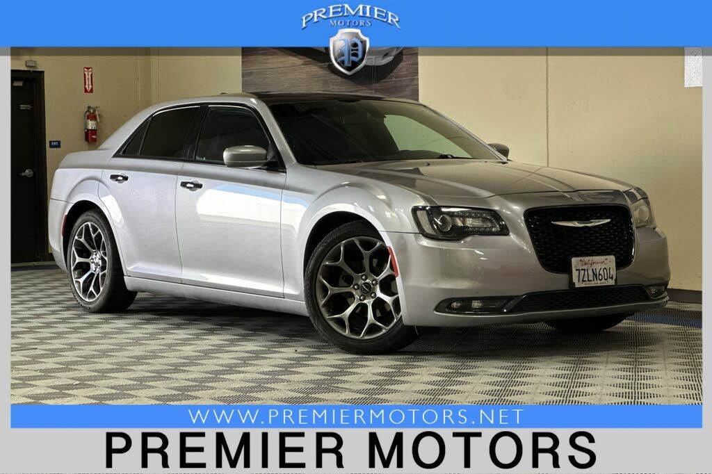2018 CHRYSLER 300