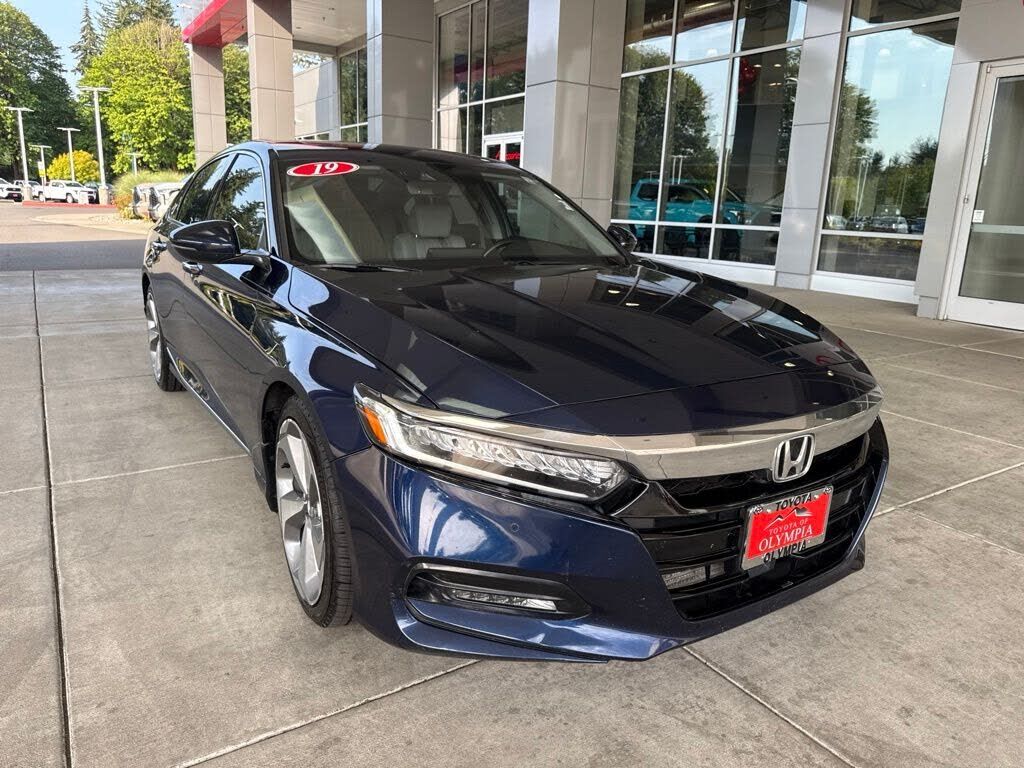 2019 HONDA Accord