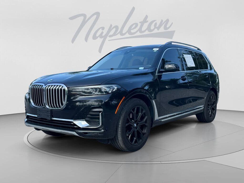 2021 BMW X7