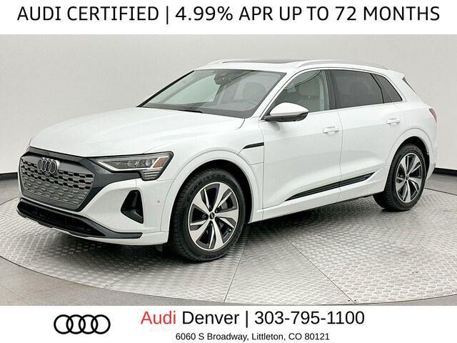 2024 AUDI Q8