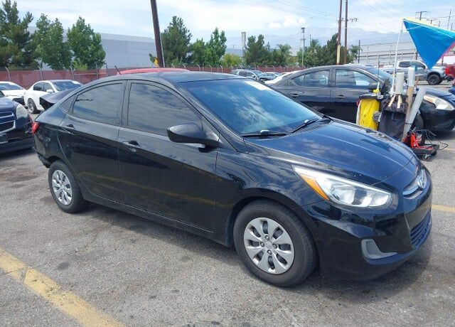 2016 HYUNDAI Accent