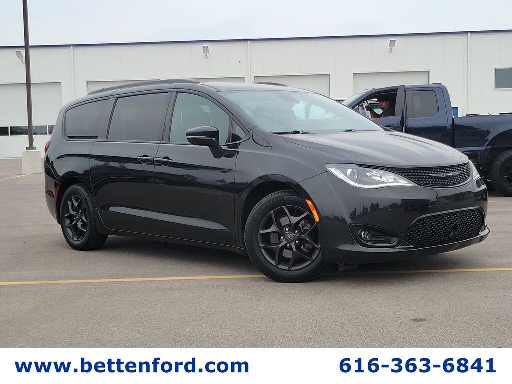 2020 CHRYSLER Pacifica