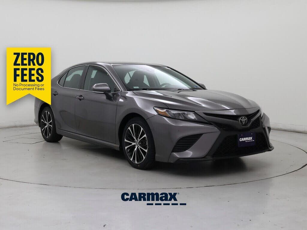 2020 TOYOTA Camry