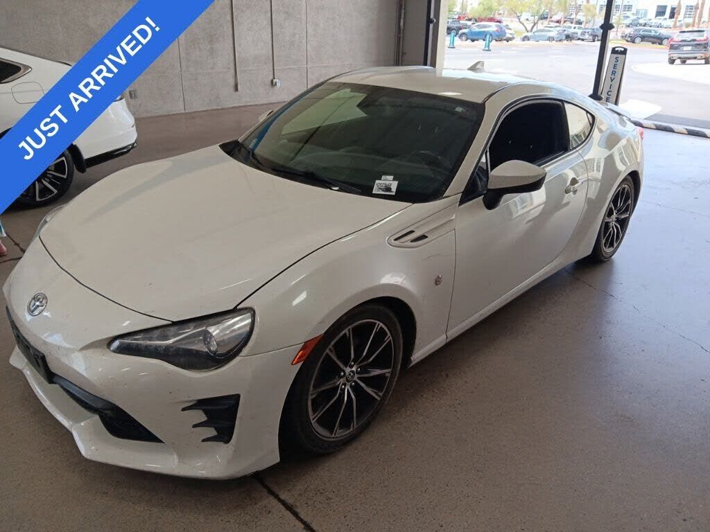 2019 TOYOTA 86