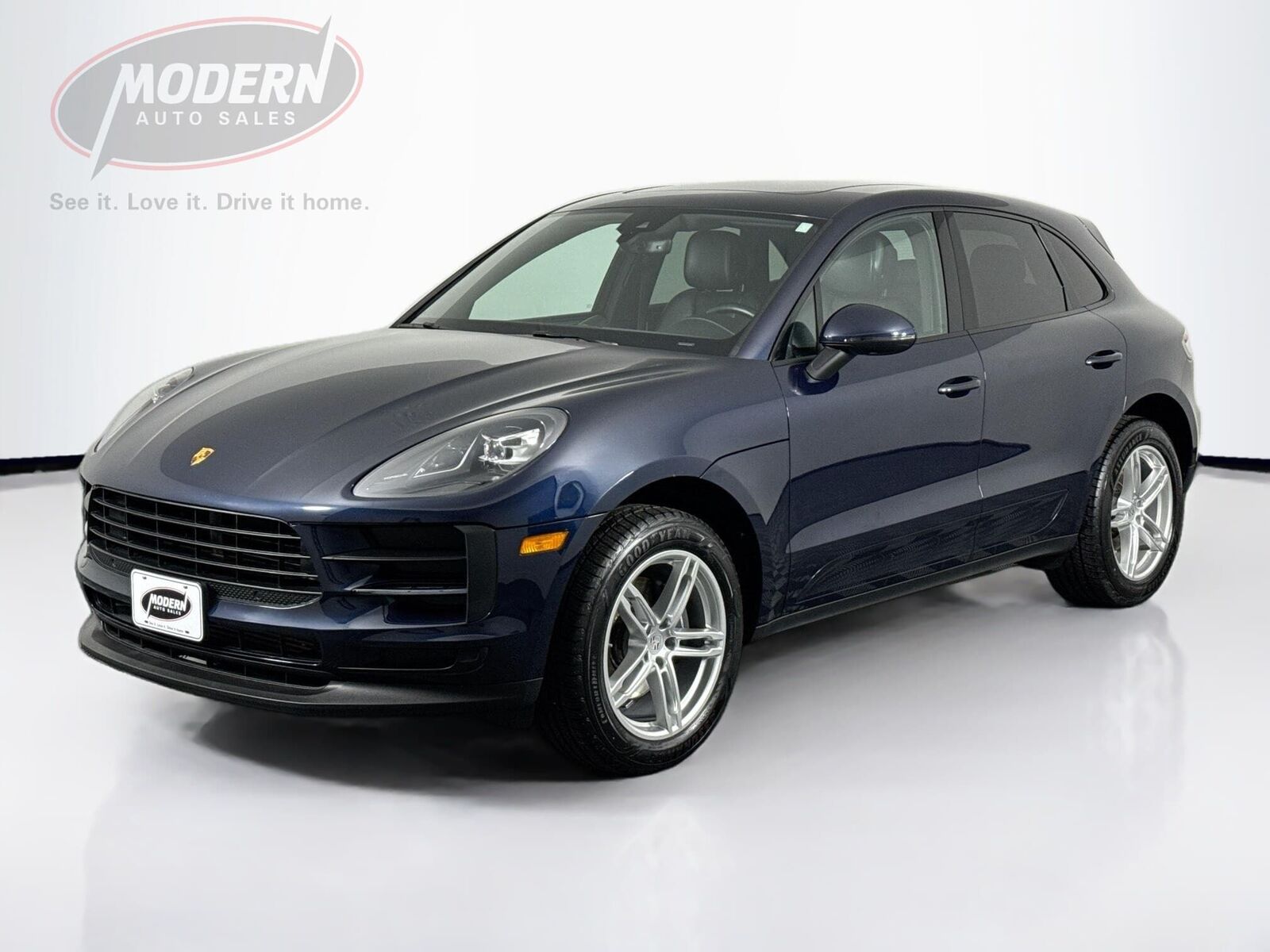 2020 PORSCHE Macan