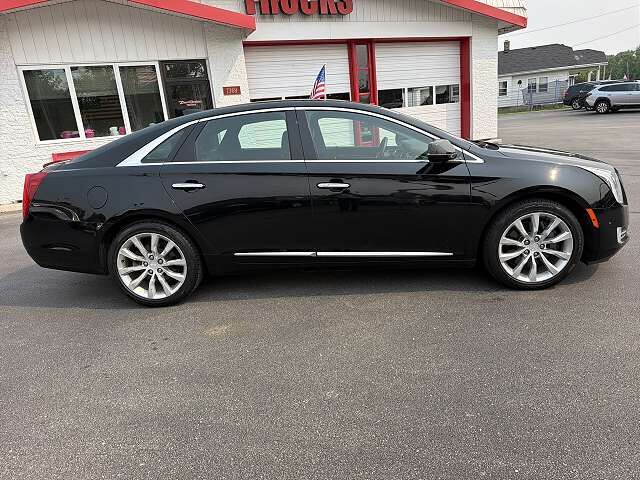 2017 CADILLAC XTS