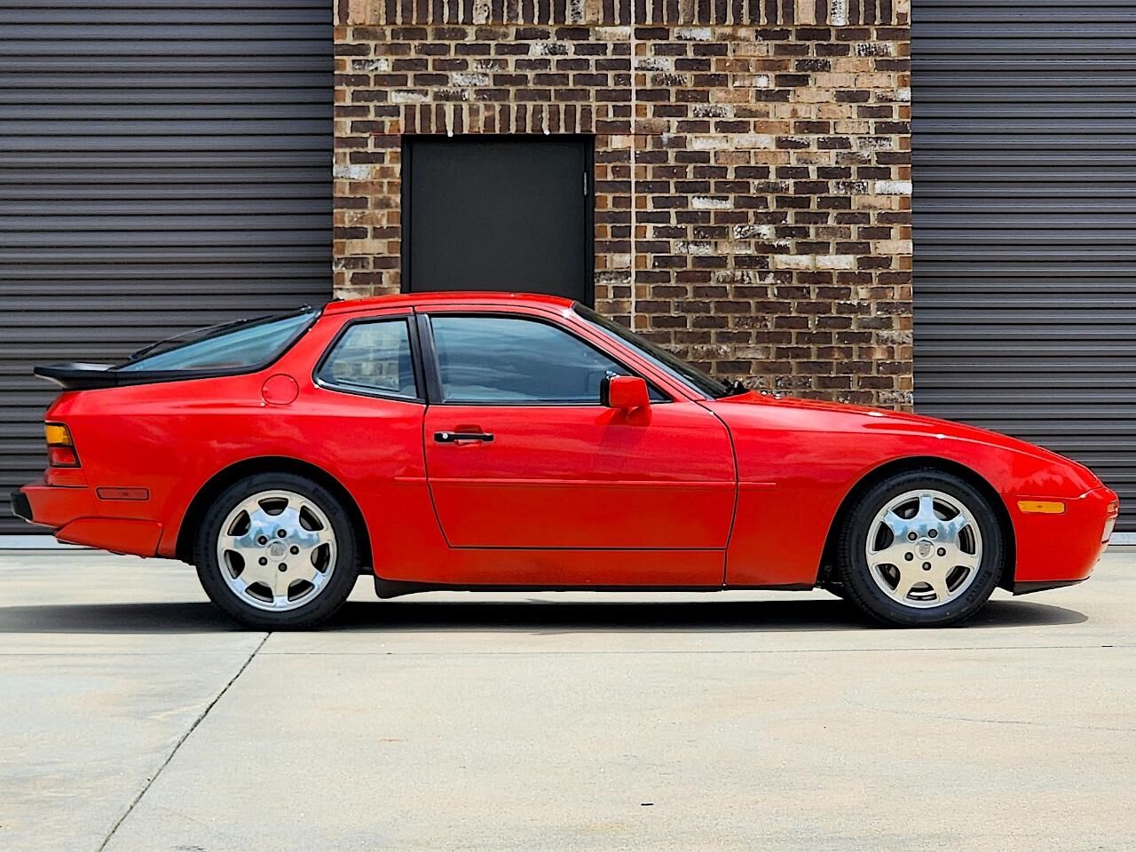1989 PORSCHE 944