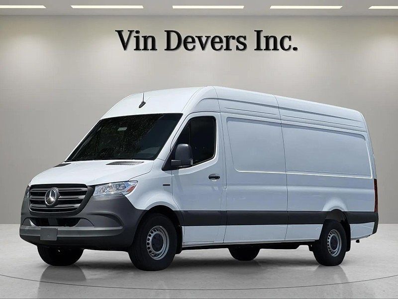2025 MERCEDES-BENZ eSprinter