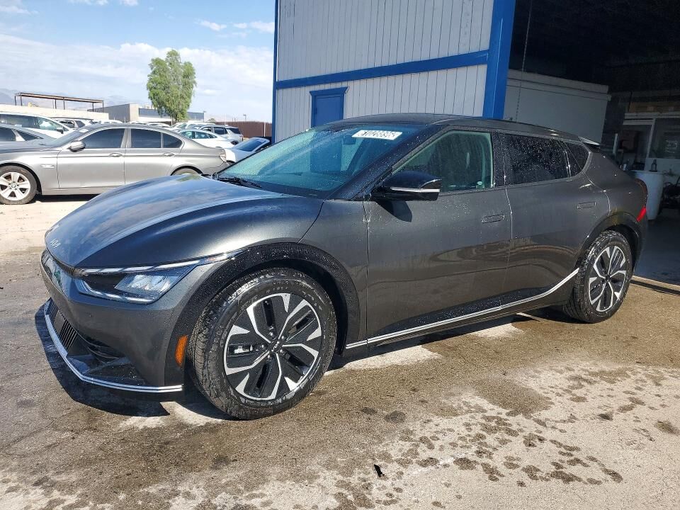 2023 KIA EV6