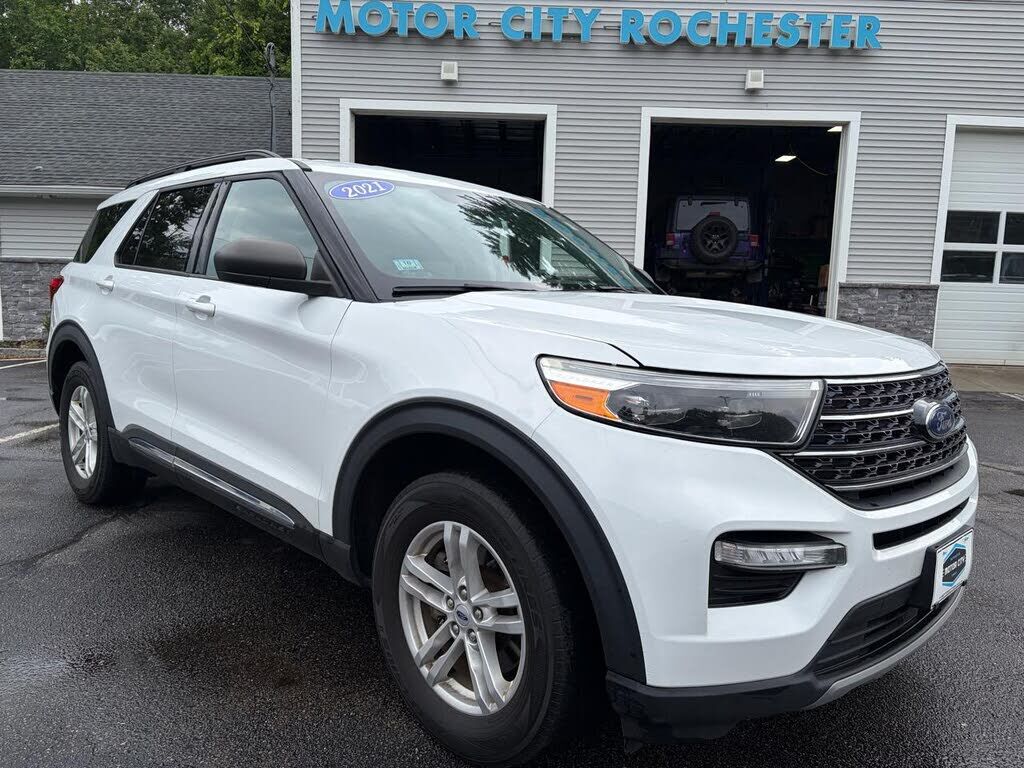 2021 FORD Explorer