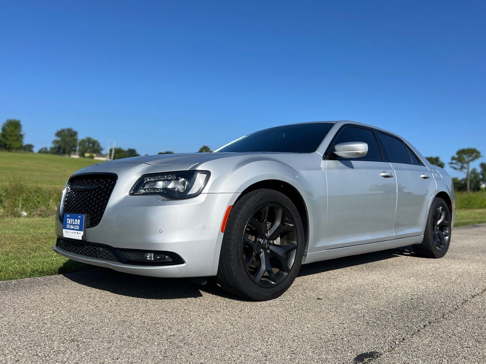 2021 CHRYSLER 300