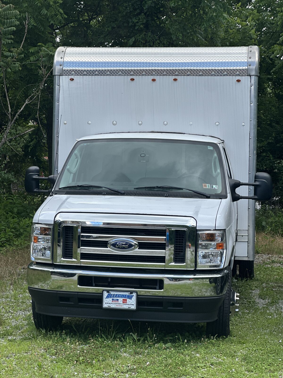 2022 FORD E-450