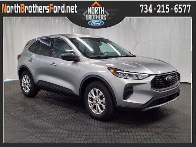 2023 FORD Escape