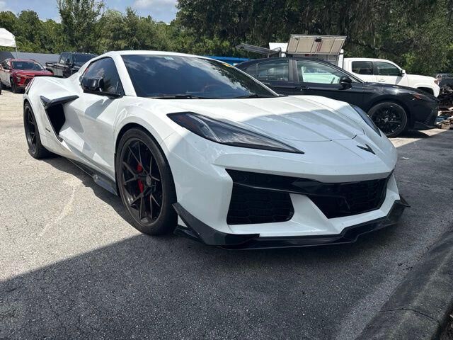 2024 CHEVROLET Corvette